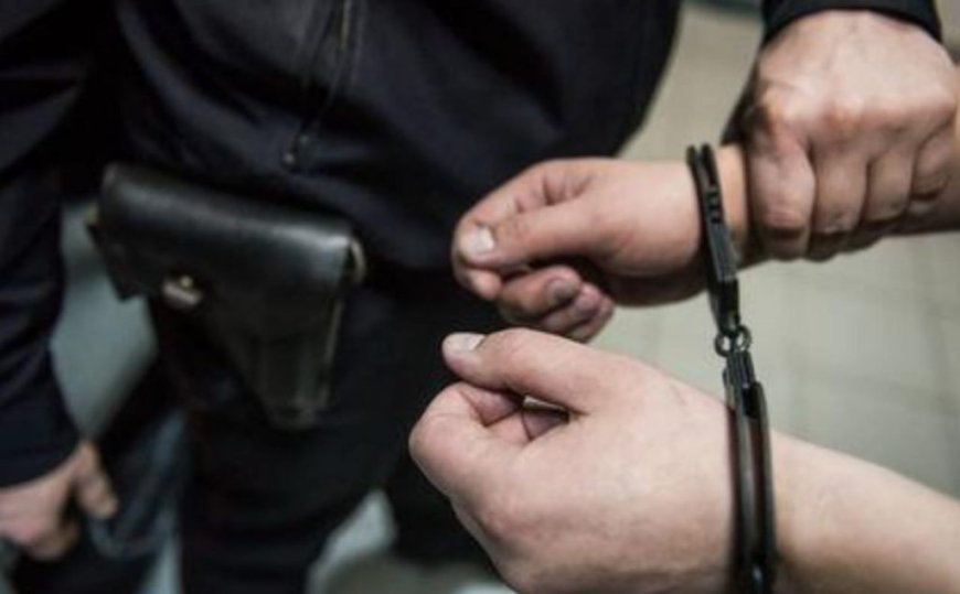 Атырауда аудандық сотының судьясы пара алып жатқан кезінде ұсталды