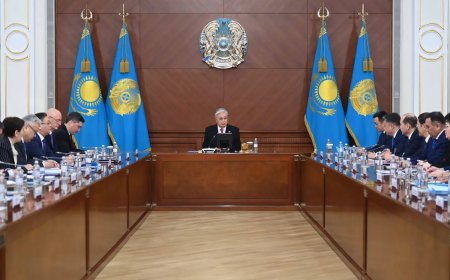 Президент шенеуніктерді «Шаш ал десе, бас алмауға» шақырды