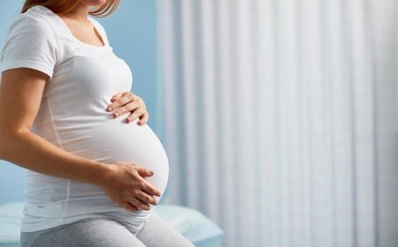 Алматыда аяғы ауыр әйел 18-ші қабаттан секіріп кеткен