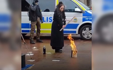 Швецияда тағы бір белсенді Құран кітабын өртеді