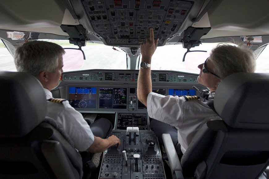 «Ұшар алдында есірткі қолданған»: Алматыда AirAstana ұшқышы ұсталды