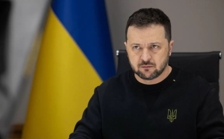 Зеленскийдің Украина президенті ретіндегі өкілеттік мерзімі аяқталды