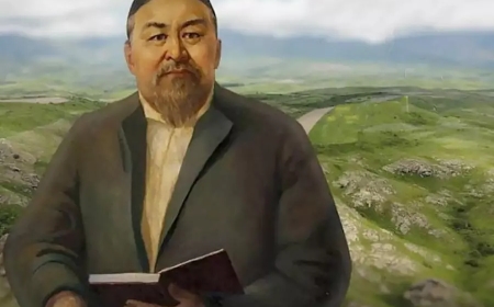 «Абай қара сөз жазбаған» - әдебиеттанушы