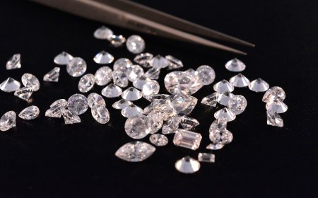 АҚШ-тан Алматыға 60 млн теңге тұратын гауһар тастар жалған құжаттармен жіберілген