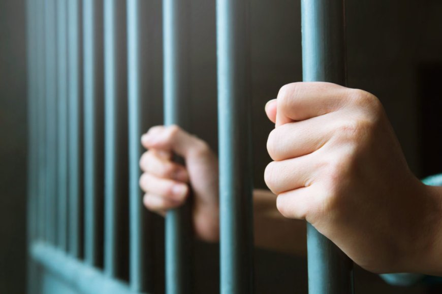 Казахстанца приговорили к пожизненному заключению за жестокое убийство полицейского