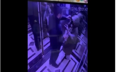 Астанада бейтаныс адам лифтіде тұрған әйелді пышақтап кете жаздады (ВИДЕО)