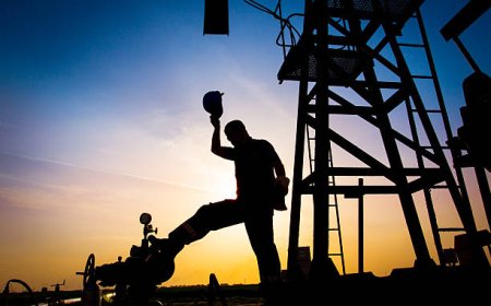 В Мангистау на месторождении погиб нефтяник: Полиция возбудила уголовное дело