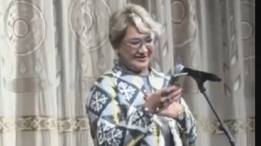 Консерватория ректоры құттықтау сөз сөйлеп тұрып боқтап жіберді