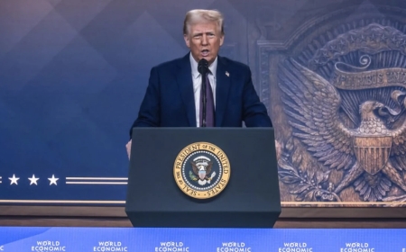 Трамп Украинадағы қақтығысты тоқтату үшін мұнайды арзандатуды ұсынды