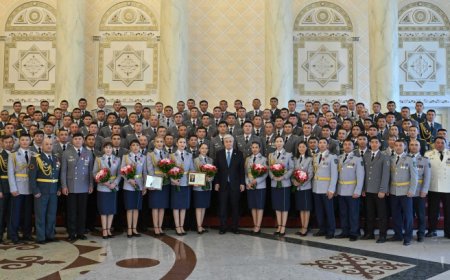 Токаев вручил награды сотрудникам силовых структур