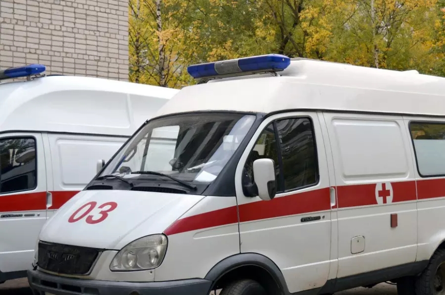Анасы терезеден лақтырып жіберген бала ауруханадан шықты