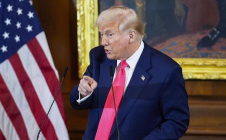 Трамп лишил семью Байдена, Харрис и Клинтон доступа к секретной информации