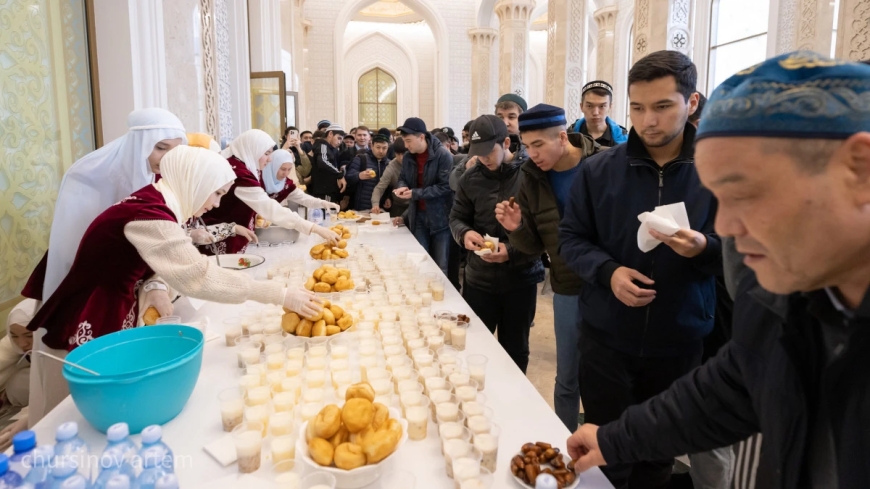 Ораза кезінде түкірік жұтуға бола ма? – Нұрлан имам жауап берді