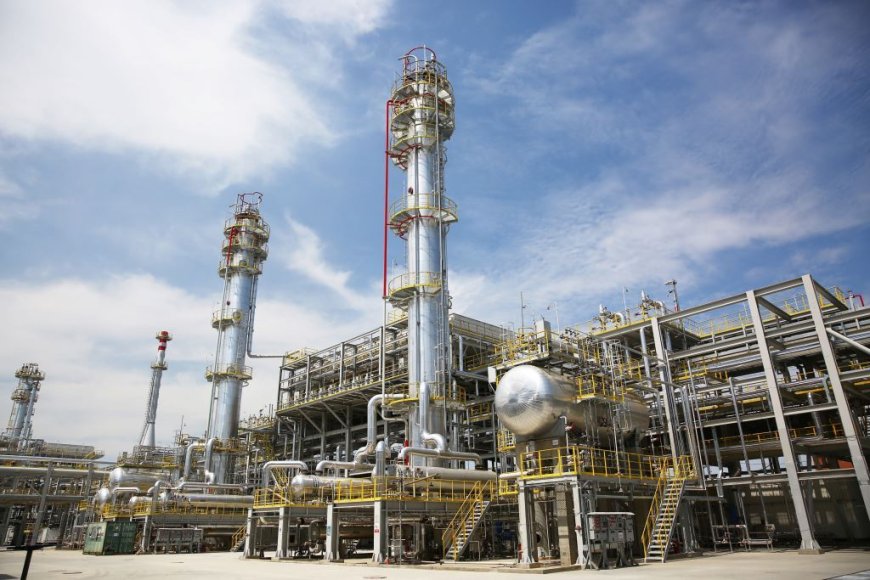 Пожар на Павлодарском нефтехимическом заводе: имеются пострадавшие