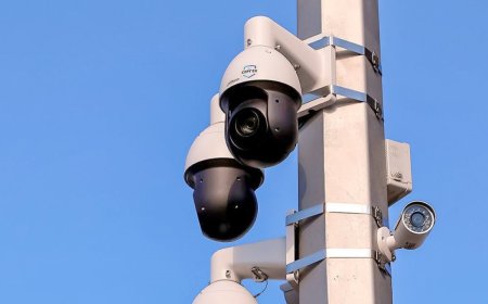 В Алматы наказывают водителей мопедов: камеры адаптируют под новые правила