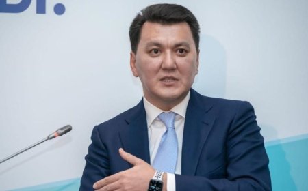 “Никакого предательства казахского языка нет” — Ерлан Карин