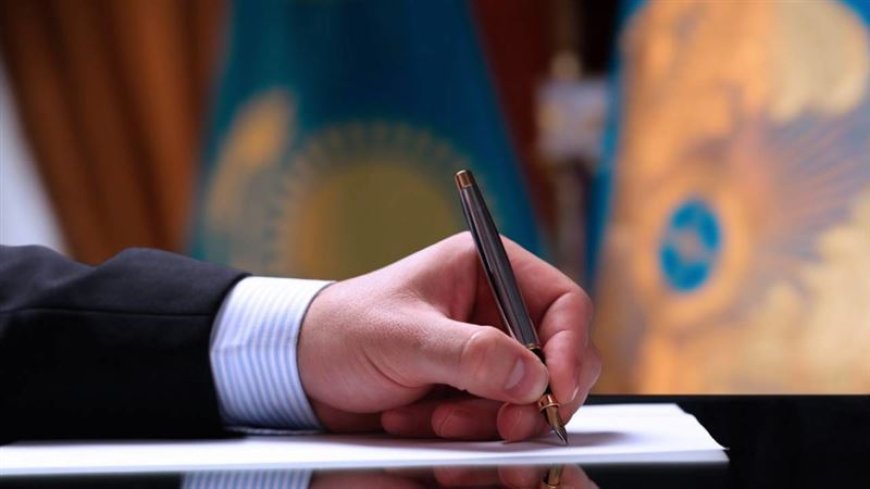 Президент Ұлттық құрылтайда көтерілген бастамаларды жүзеге асыру туралы жоспарға қол қойды