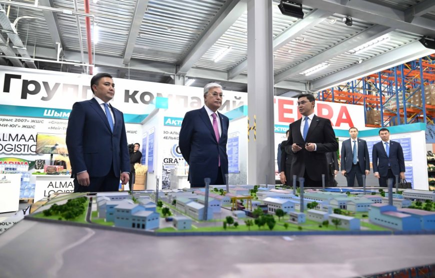 Тоқаев Шымкенттегі сауда-логистика орталығына барды