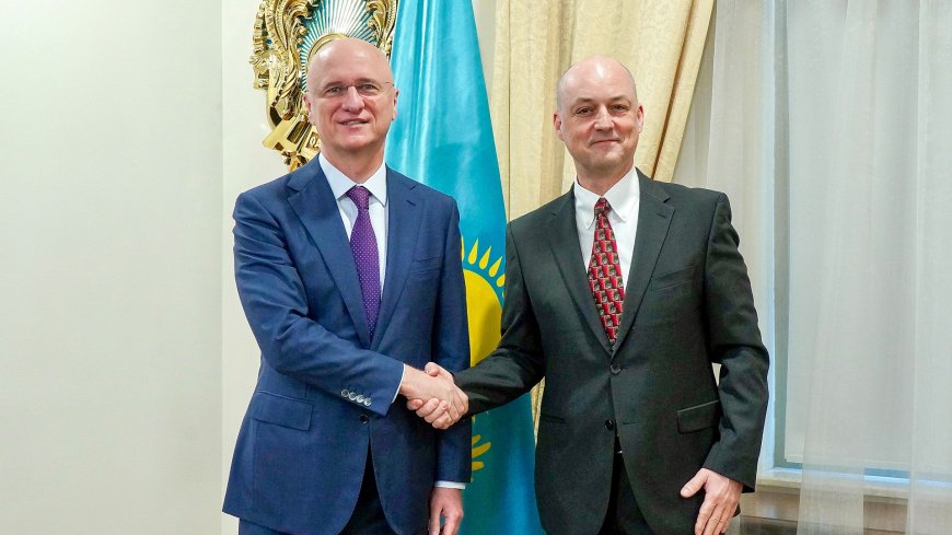 Скляр провел встречу с компанией John Deere