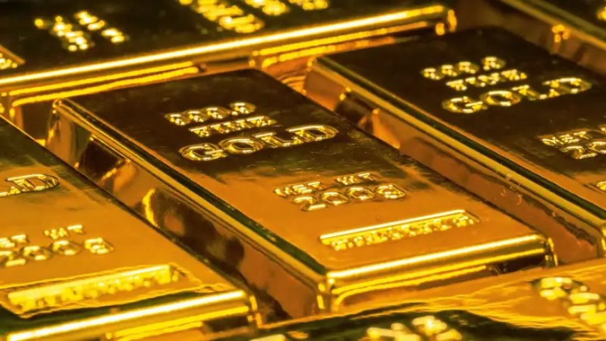 Цена золота достигла рекордных $3500 за унцию