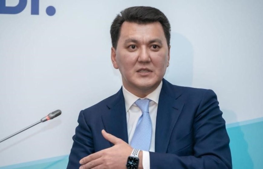 “Никакого предательства казахского языка нет” — Ерлан Карин