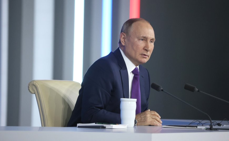 Путин объявил перемирие в дни 80-летия Победы во Второй мировой войне