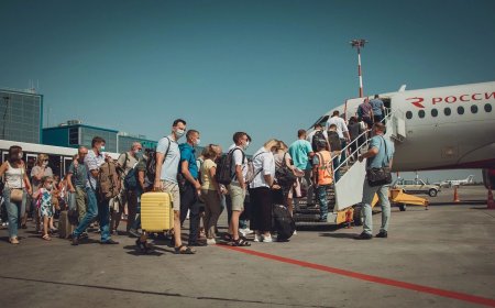 Аэропорты России охватил транспортный коллапс: десятки тысяч пассажиров не могут вылететь