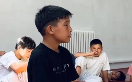 «Жылағым кеп кетті»: Жаттығу залында «Балқадиша» әнін айтқан жас дзюдошы жұртты сүйсінтті (ВИДЕО)