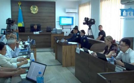 «Мен Рэмбо емеспін ғой»: айыпталушы Шерзат Болаттың ағасын қалай соққыға жыққанын айтты