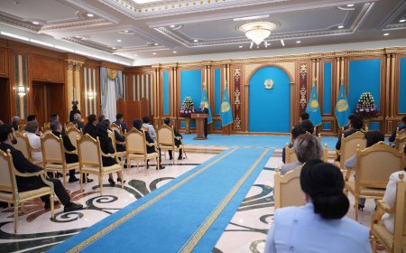 Токаев наградил работников культуры и искусства