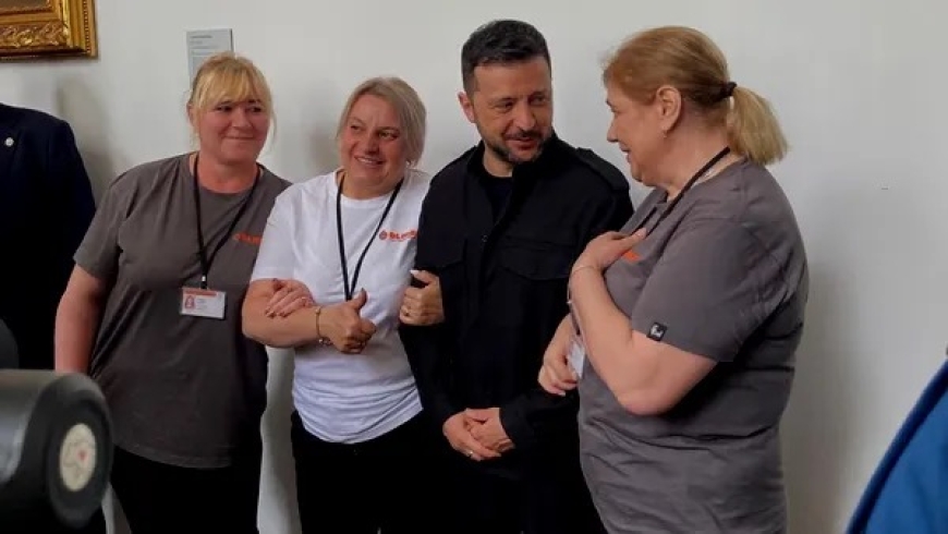 Көңіл жібітетін көрініс: Зеленскийдің қарапайымдылығы әлем жұртын таңқалдырды