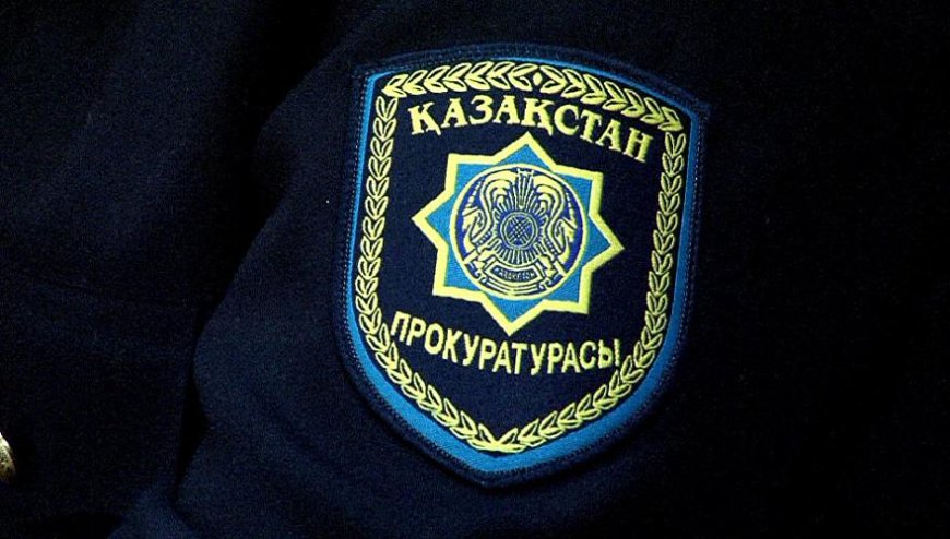 В ЗКО сотрудник прокуратуры покончил с собой во дворе жилого дома