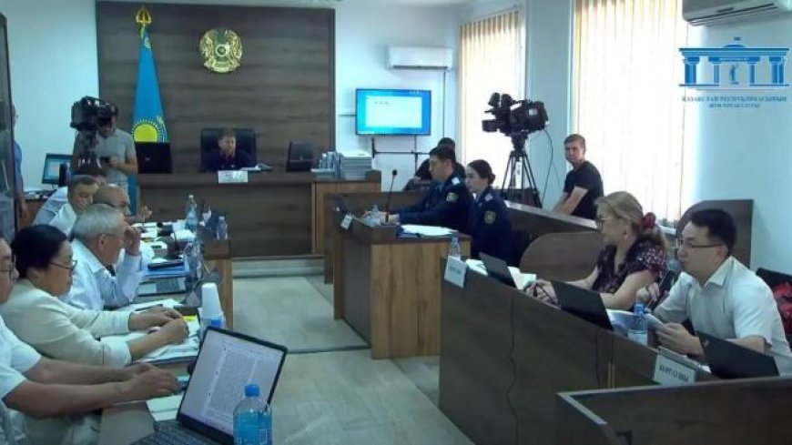 «Мен Рэмбо емеспін ғой»: айыпталушы Шерзат Болаттың ағасын қалай соққыға жыққанын айтты