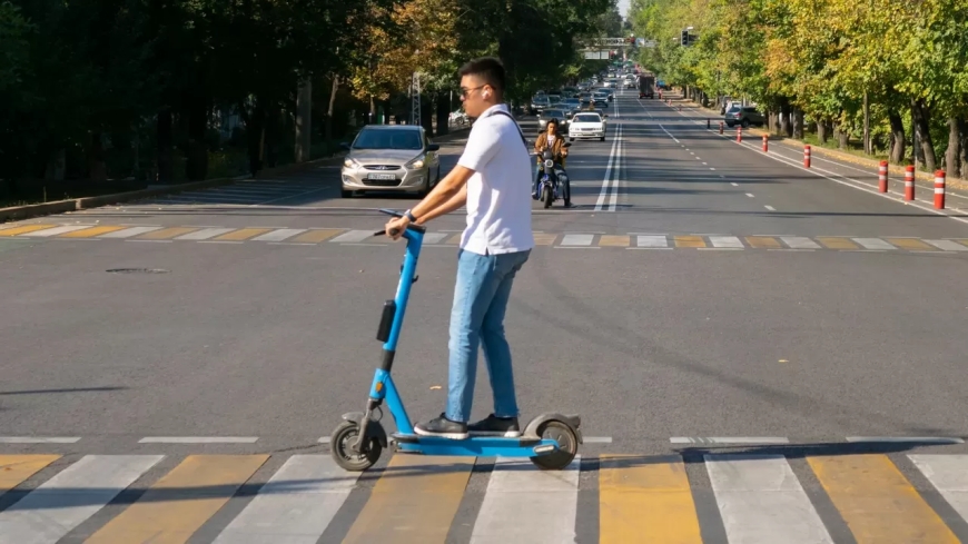 Полиция займётся более строгим контролем за безопасностью движения на самокатах и велосипедах летом