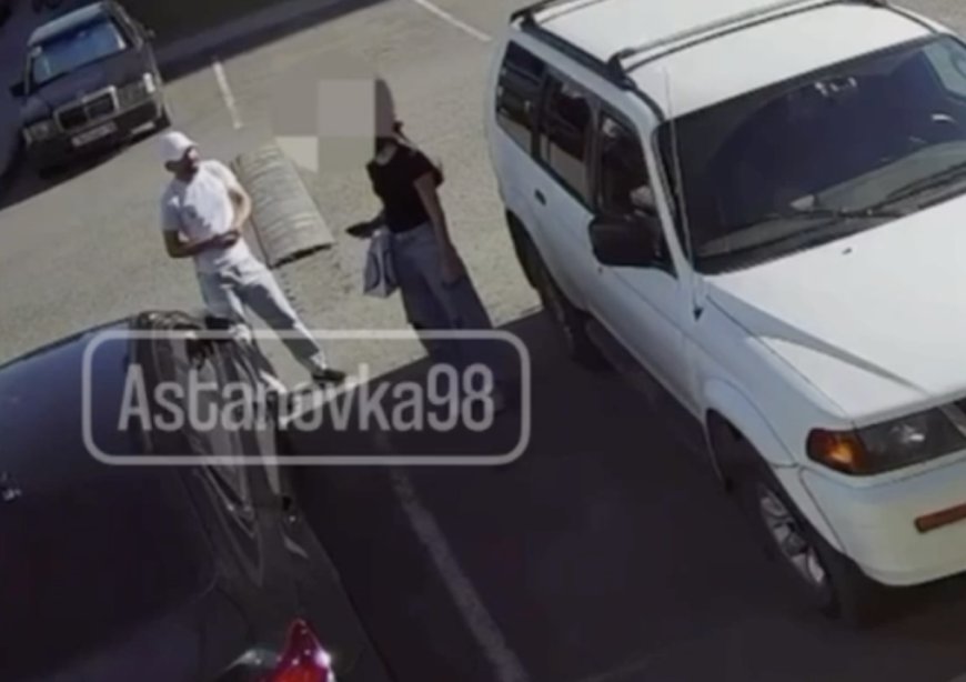 Астанада 13 жастағы қызды аңдыған еркектің әрекеті видеоға түсіп қалды