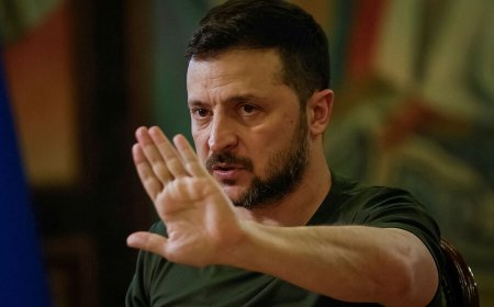 Зеленский Украинада президент сайлауын өткізуге дайын екенін айтты