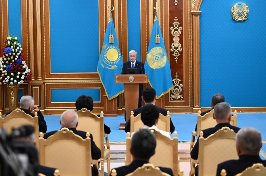 Тоқаев мұнай-газ саласының қызметкерлерін кәсіби мерекесімен құттықтады