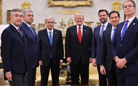 Қасым-Жомарт Тоқаев Дональд Трамппен келіссөз жүргізді