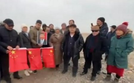 «Қытай төрағасы Си Цзиньпиннің портретін өртеген»: Алматыда 12 адам қамауға алынды