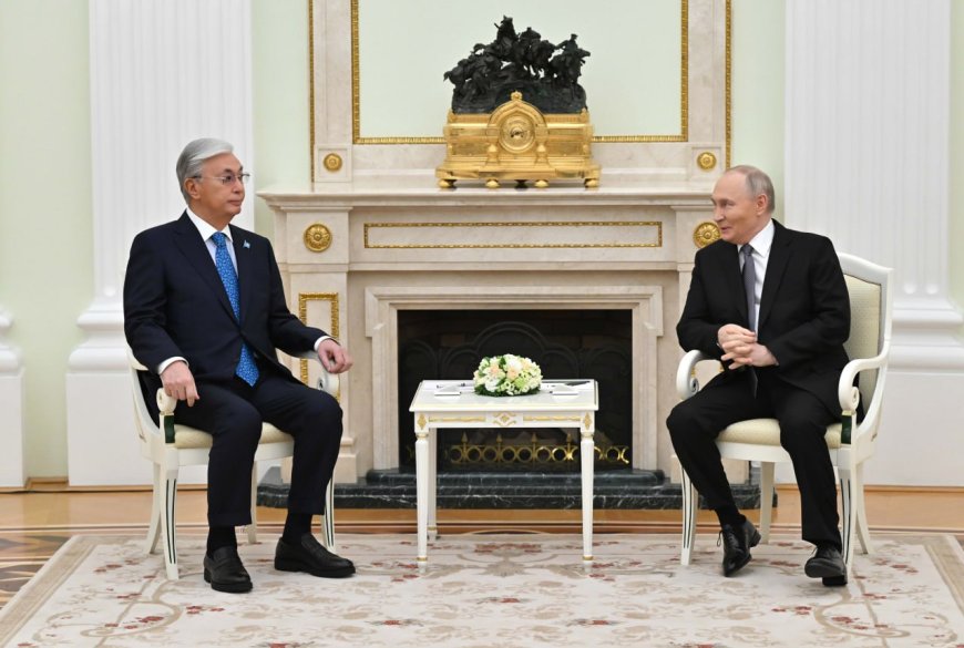 Тоқаев пен Путин бейресми кездесу өткізді