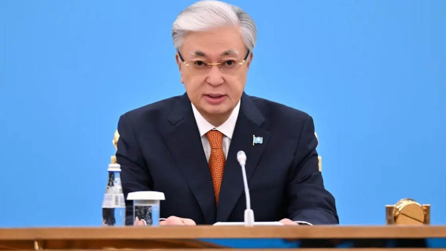 Жетісайдағы өрт: Президент қаза тапқандардың отбасыларына көңіл айтып, тергеу жүргізуді тапсырды