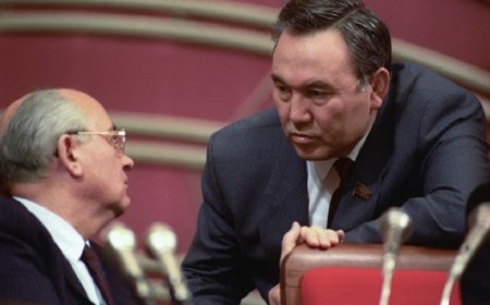 «Назарбаев әскер кіргізуді талап етті»: Болат Әбілов желтоқсанға қатысты құпияның бетін ашты