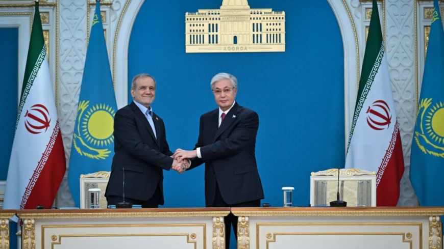 Қазақстан мен Иран бірқатар маңызды құжатқа қол қойды