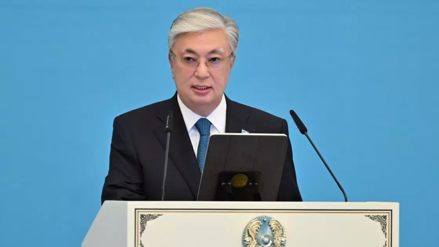 Тоқаев Бибісара Асаубаеваны әлем чемпионатындағы жеңісімен құттықтады