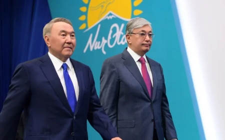 «Не айтылғаны маған қызық емес»: Тоқаев Путин мен Назарбаевтың кездесуі туралы айтты