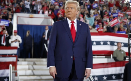 Дональд Трамп өзін Венесуэланың президенті деп жариялады (ФОТО)