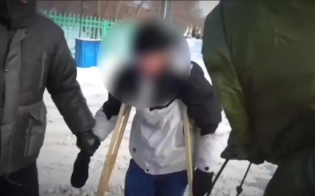 Павлодар облысында бір аяғы жоқ мүгедек ер адам есірткі жасырып жүрген жерінен ұсталды