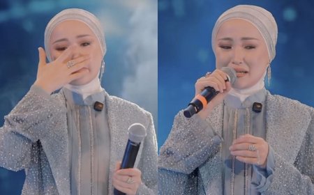 «Осы әнді айтпашы» : Мөлдір Әуелбекова ән кешінде жылап қалды(ВИДЕО)