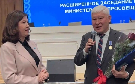 Асқар Жұмаділдаев  «Еңбек ардагері» медалімен марапатталды