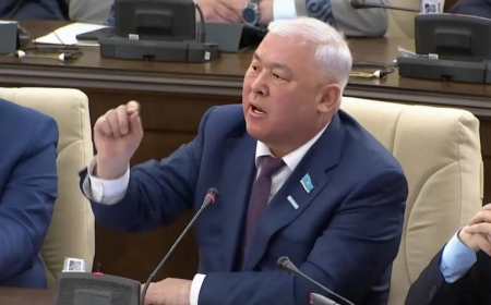 «Қарапайым жұмысшылар зардап шекті»: Депутат Мұрат Әбенов еңбек кодексіндегі мәселелерді  көтерді